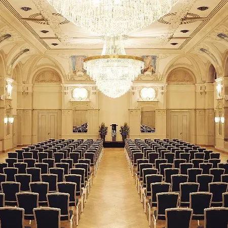 ホテル Belmont By Waldhaus 4*